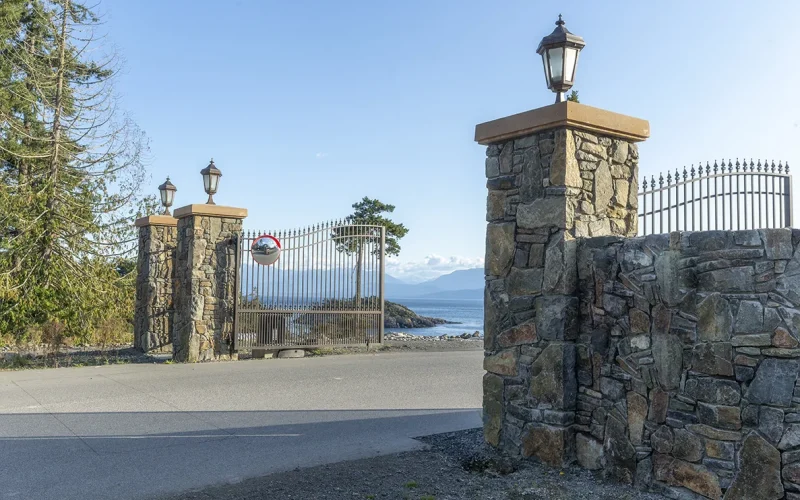 Grand Prize 10 Sooke Point 23