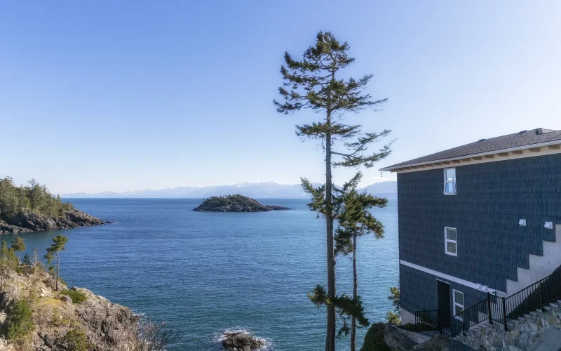 Grand Prize 10 Sooke Point 32