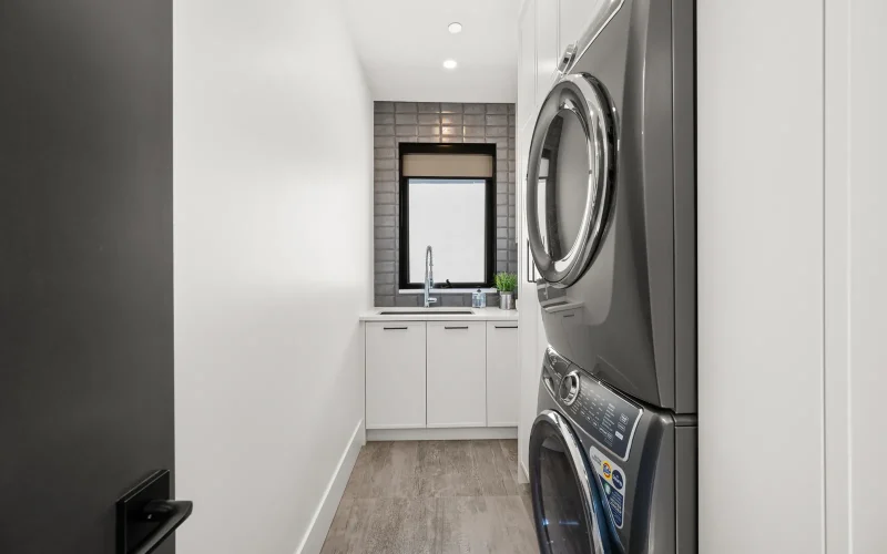 Grand Prize #1 White Rock home photo 45
