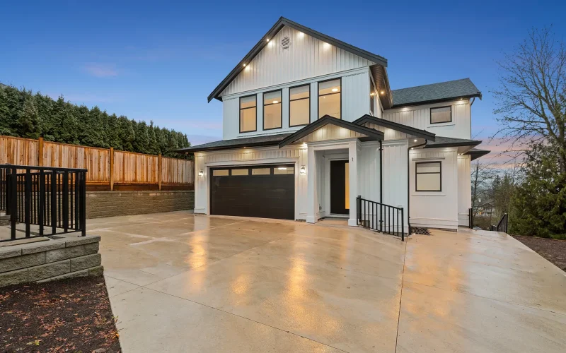 Grand Prize #5 Abbotsford home photo 1